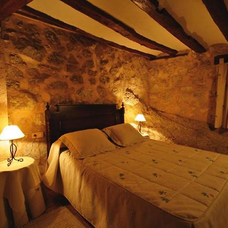 Apartamentos Los Tremedales Оріуела-дель-Тремедаль Екстер'єр фото